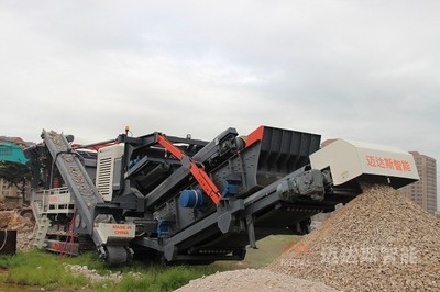 三都工程機(jī)械廠家 技術(shù)領(lǐng)先與市場突圍的行業(yè)典范